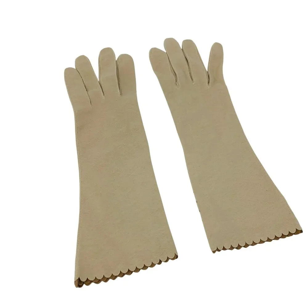 Vintage 1950s Tan & Brown Scalloped Gloves 3 Quarter Length
